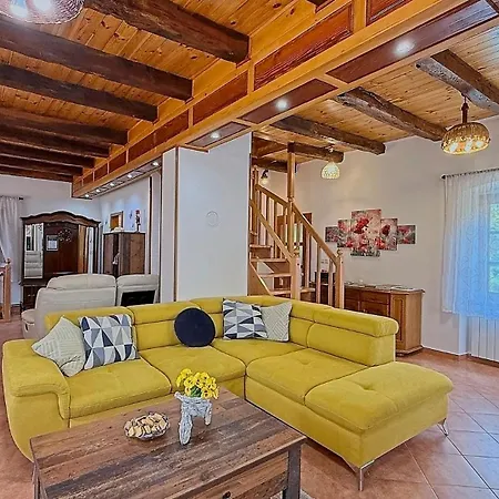 House Toni By Guide Villa