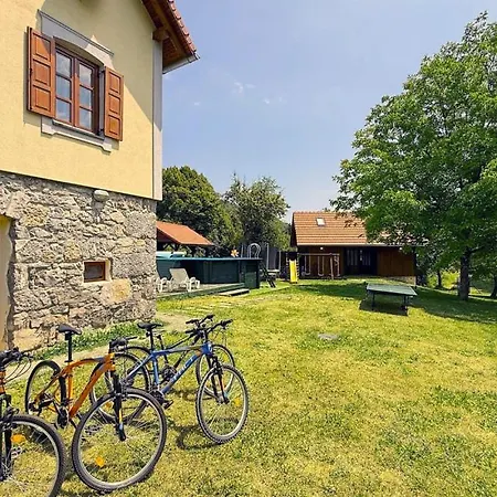 Villa House Toni By Guide *